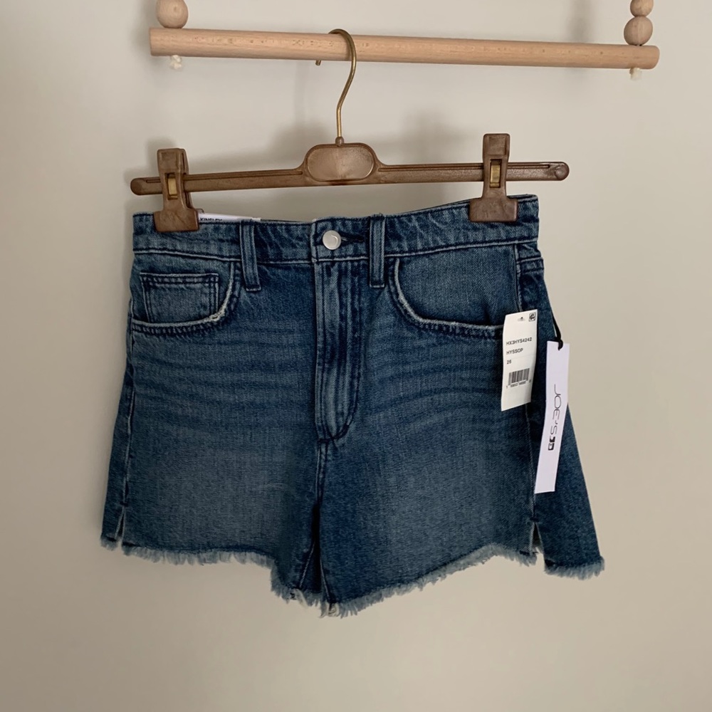 Joe's Jeans NWT Kinsley Short Fray Hem Shorts